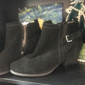 Blondo waterproof NWOB ankle boots size 7